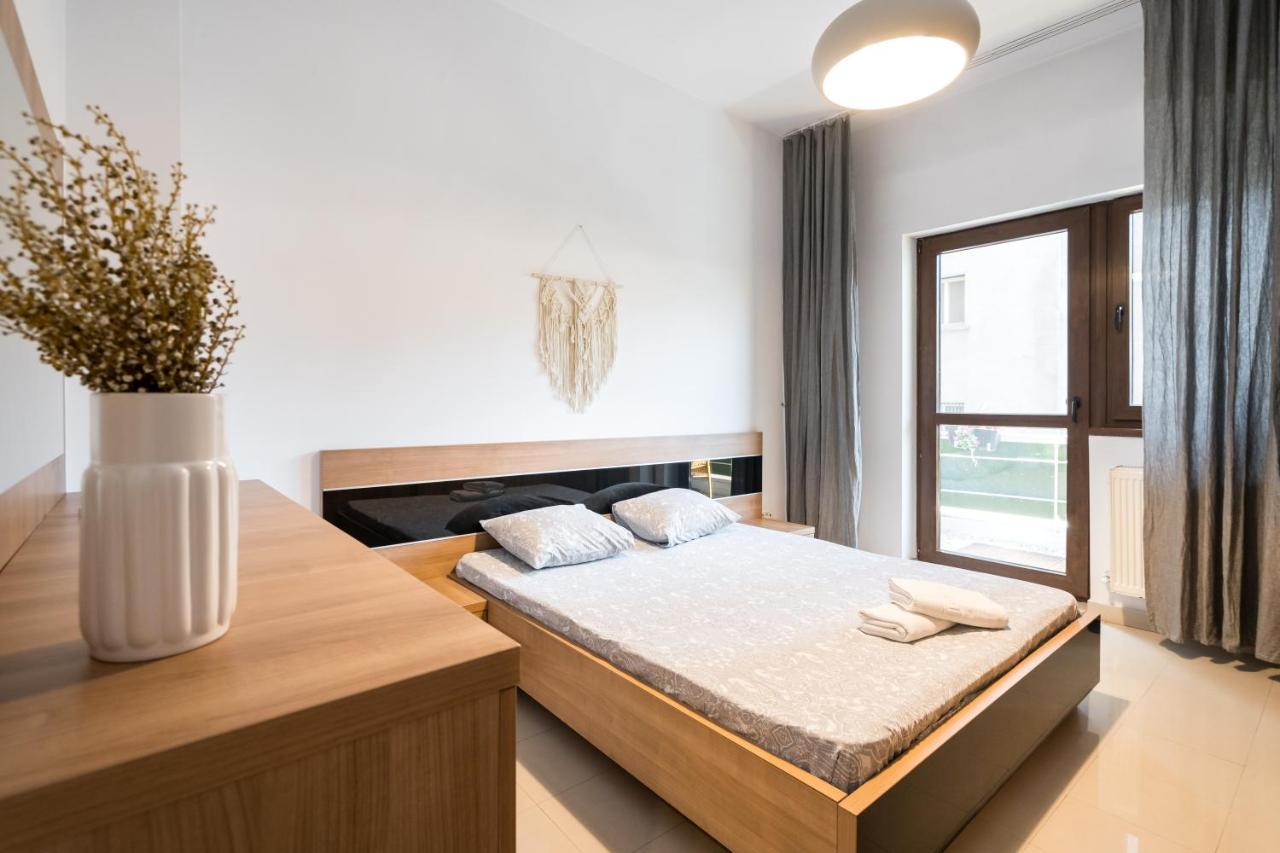 Modern & Spacious Apartment - Prime Location Near Bucharest'S Old Town Экстерьер фото